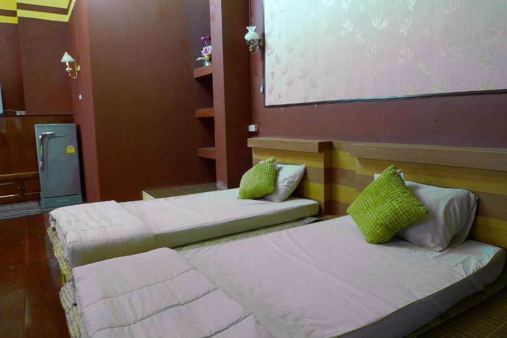 Hotel Baan Kaewta à Chiang Mai Chambre photo