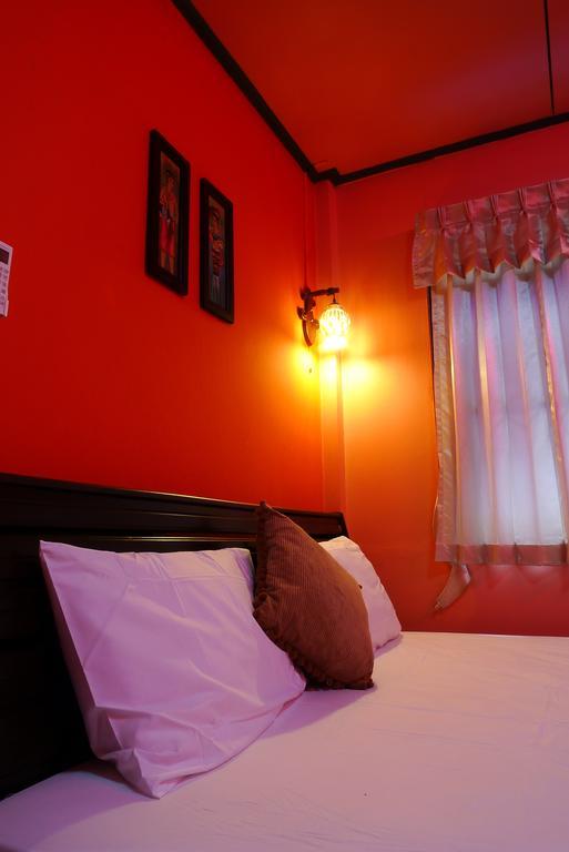 Hotel Baan Kaewta à Chiang Mai Extérieur photo