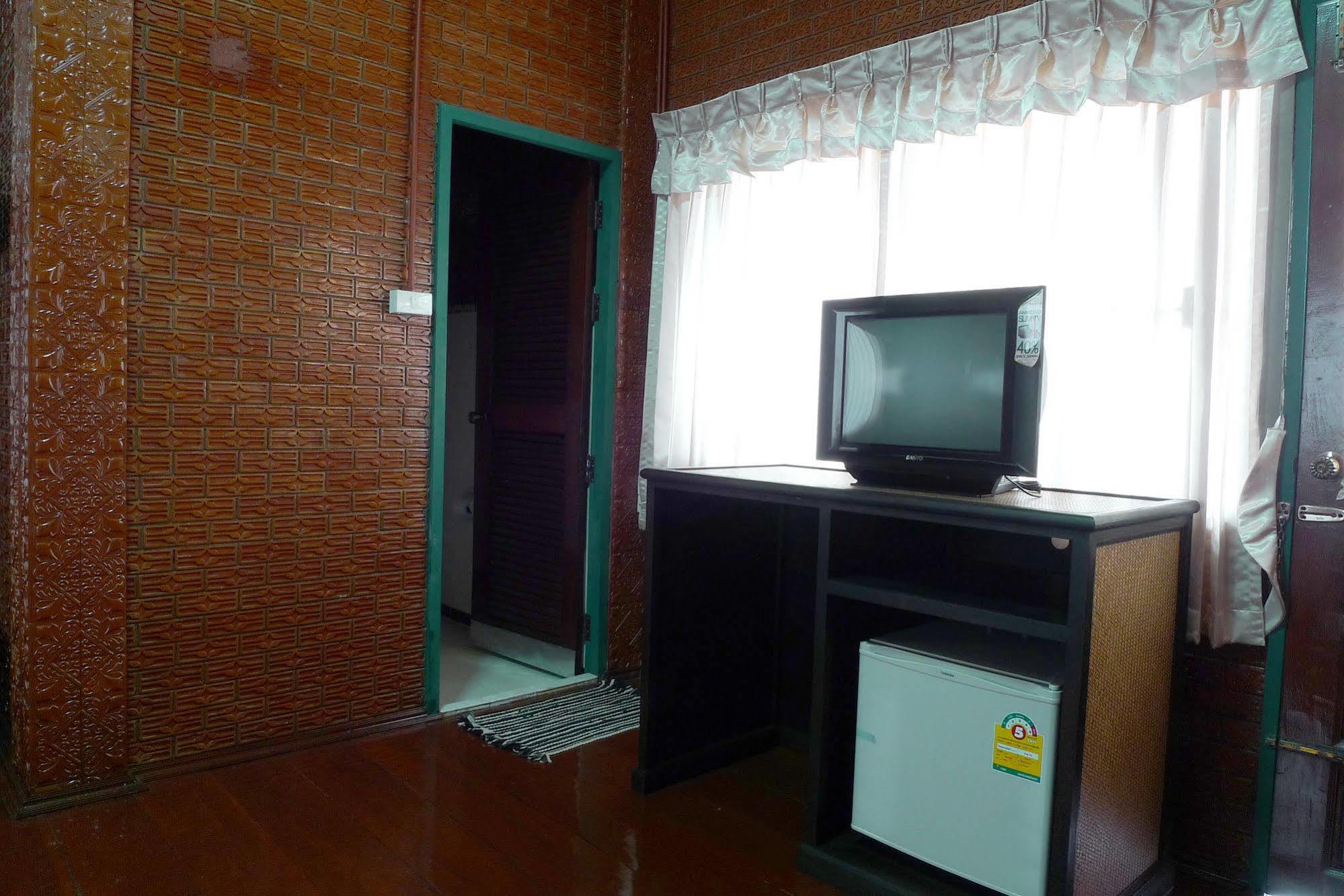 Hotel Baan Kaewta à Chiang Mai Extérieur photo