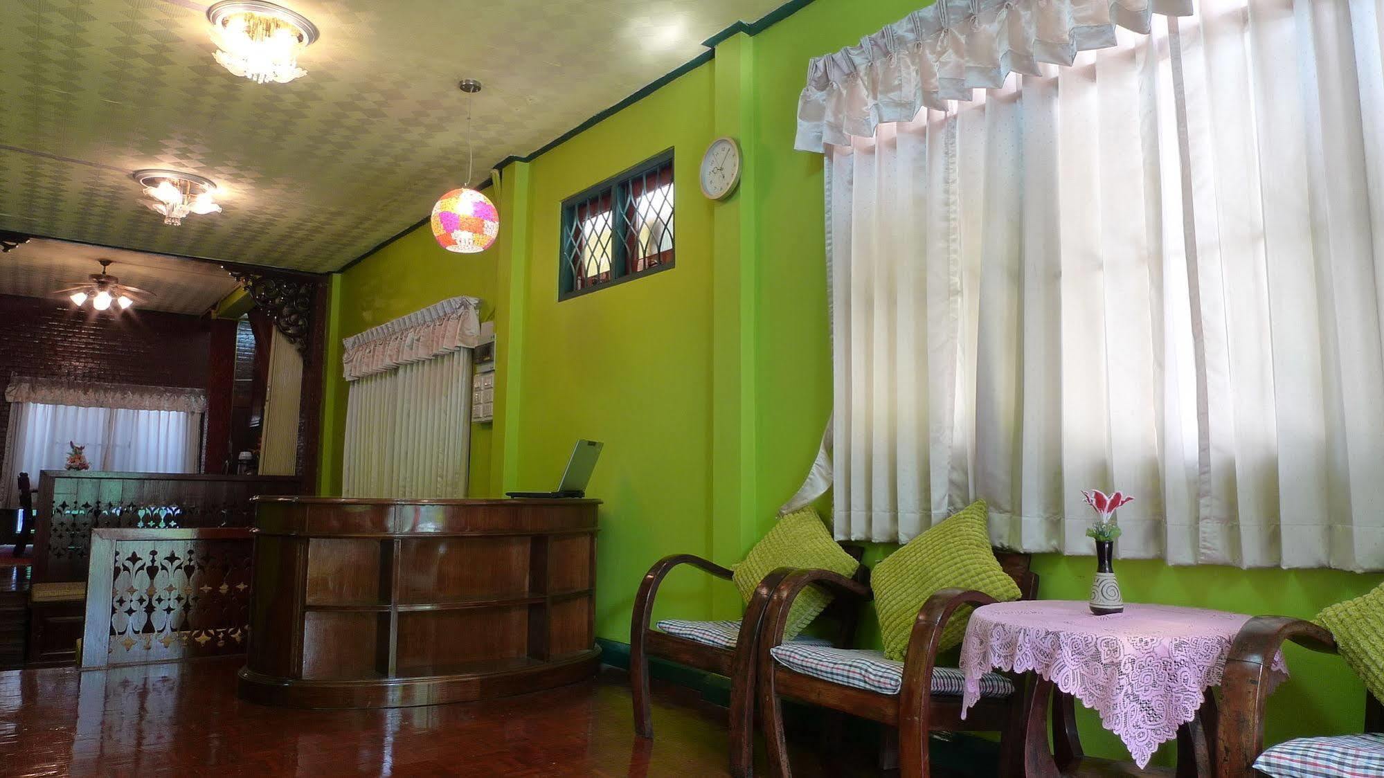 Hotel Baan Kaewta à Chiang Mai Extérieur photo
