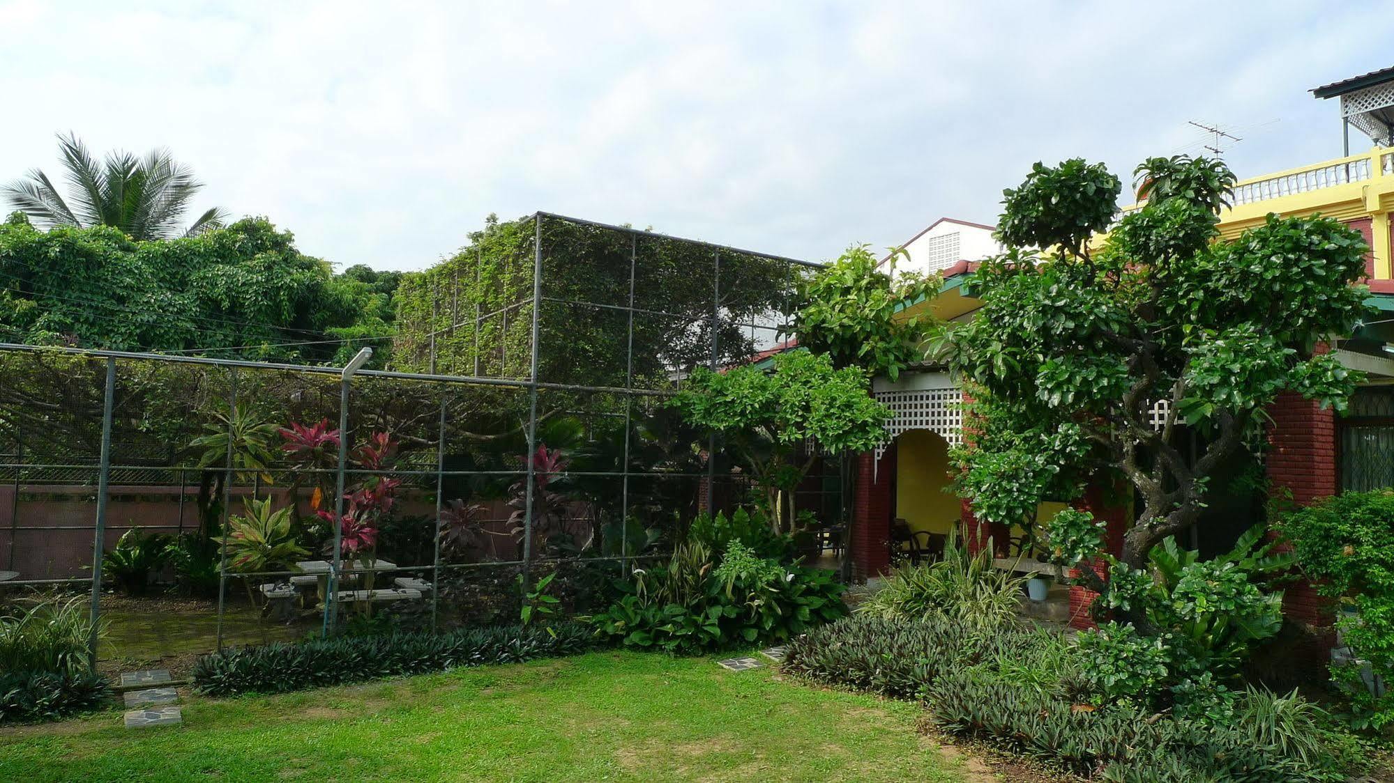 Hotel Baan Kaewta à Chiang Mai Extérieur photo
